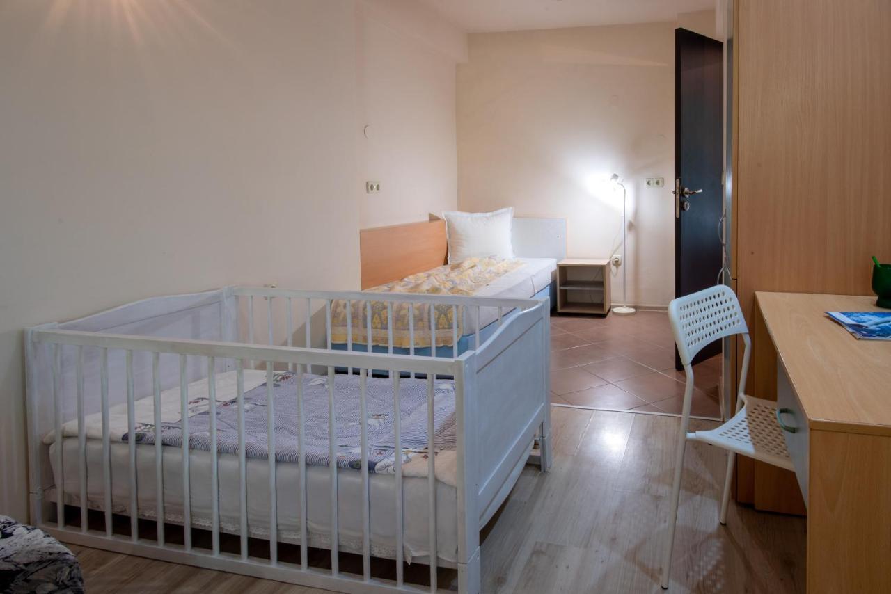 קיטן Ariana Hotel מראה חיצוני תמונה