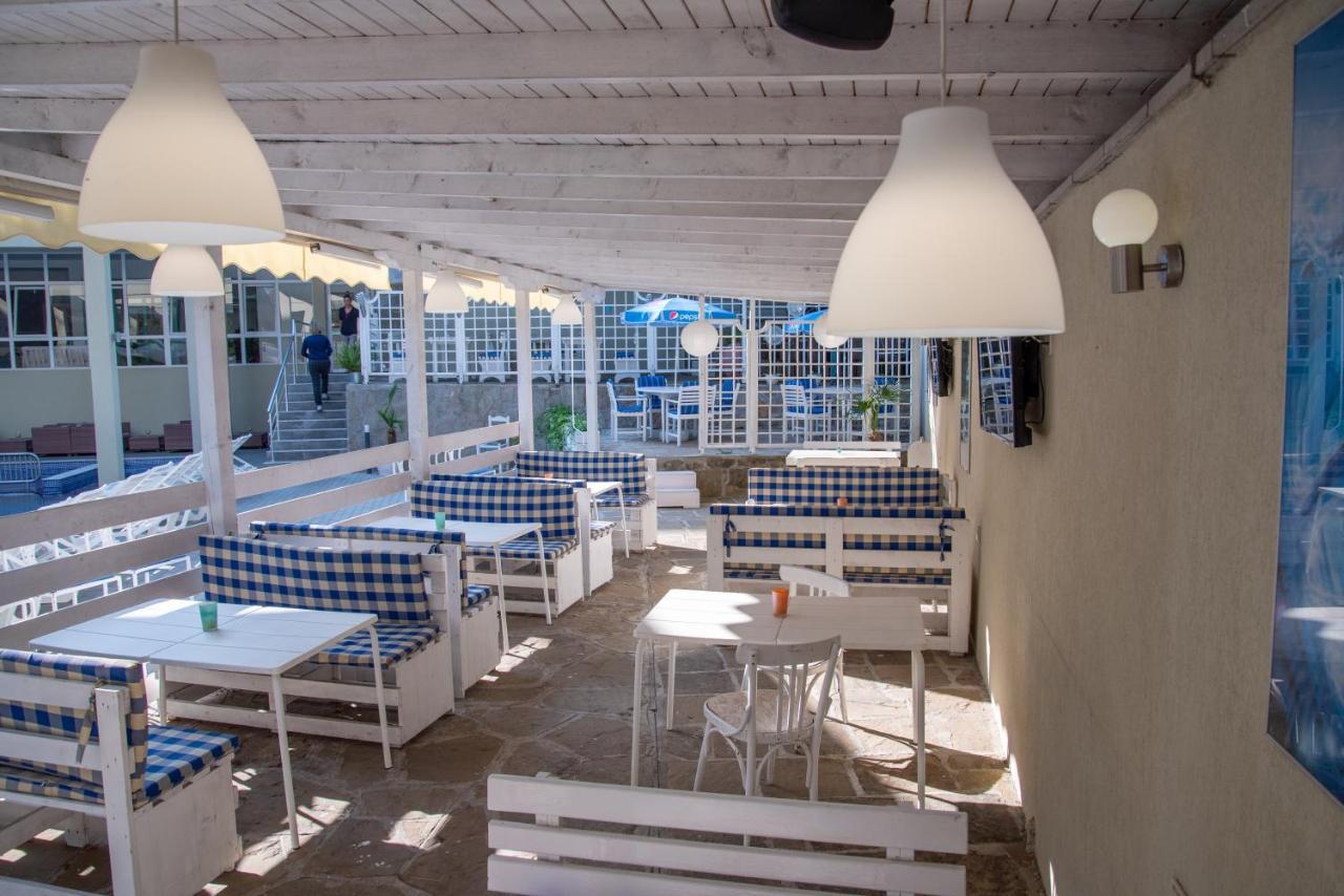 קיטן Ariana Hotel מראה חיצוני תמונה