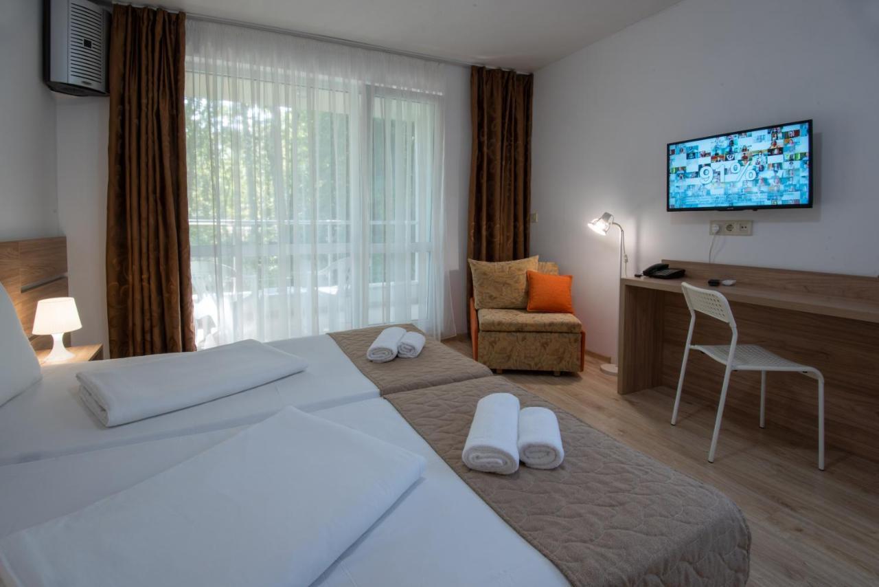 קיטן Ariana Hotel מראה חיצוני תמונה