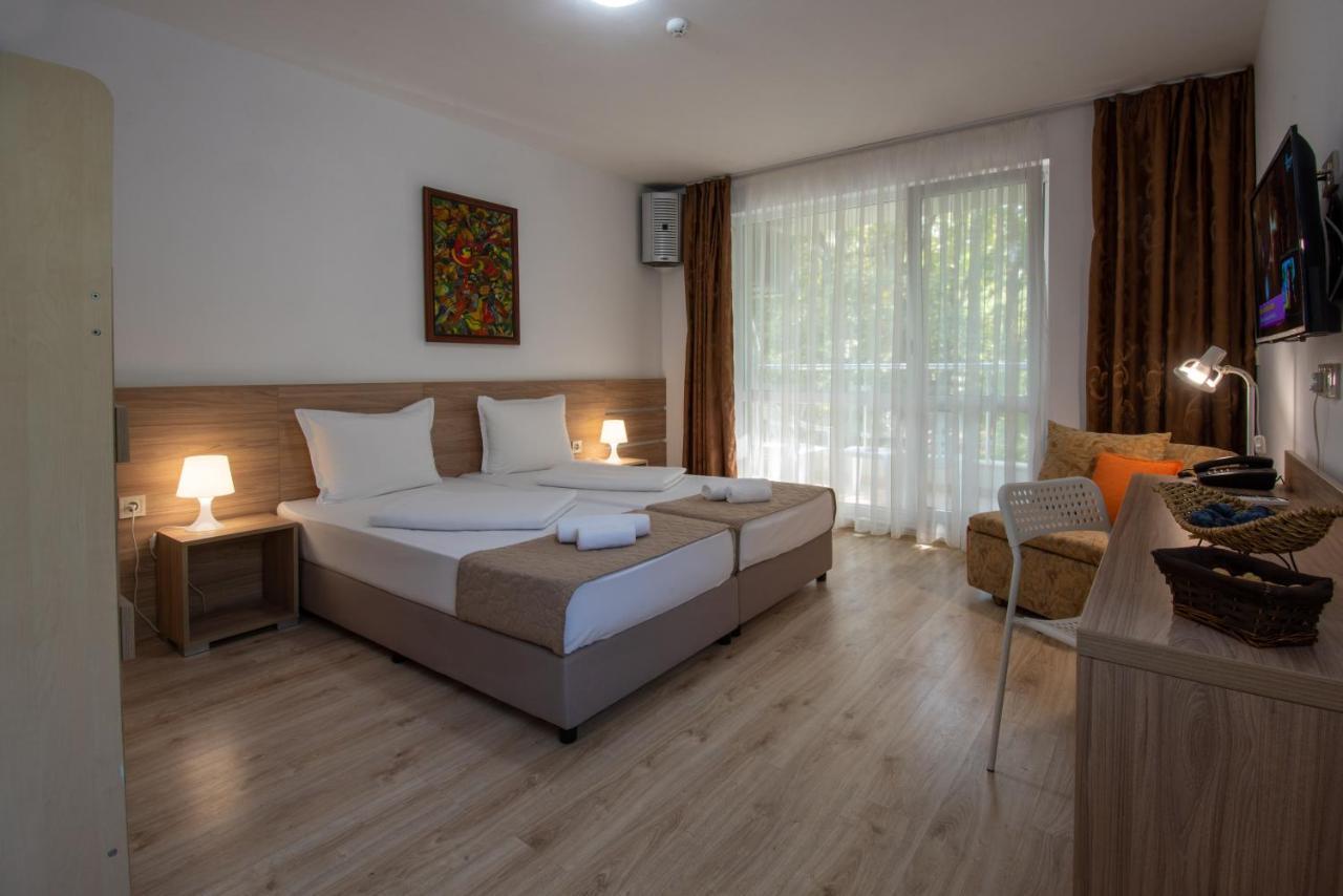 קיטן Ariana Hotel מראה חיצוני תמונה